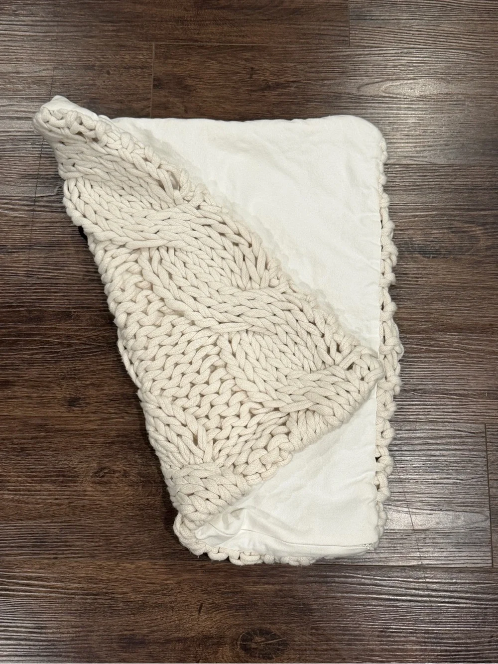 Pottery Barn Chunky Cable Knit Throw Pillow Cover in Cream